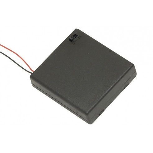 Pojemnik Koszyk Na Baterie AA 4 sztuki 1,5V wyłącznik